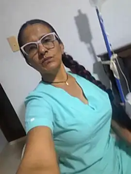 Lorenaluna online show from March 2026 01:00:02 AM