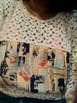 Snapshot of Cutie_bae011 chatting on February 2026 05:47:02 PM Cutie bae011 online show from February 2026 05:47:02 PM