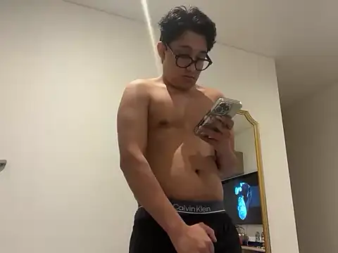 enzo 13 online show from April 2026 03:24:02 AM