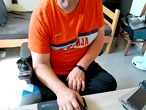 pozitiva000 online show from June 2026 01:23:02 PM