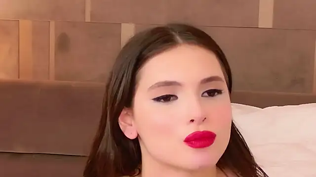 Snapshot of GIGI_DAVS chatting on May 2026 10:02:02 AM GIGI DAVS online show from May 2026 10:02:02 AM