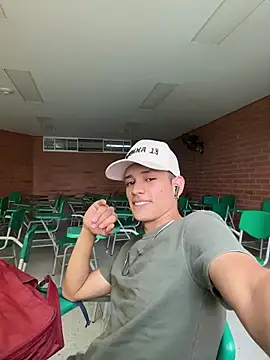 Snapshot of HarryGaze chatting on March 2026 02:57:01 PM HarryGaze online show from March 2026 02:57:01 PM