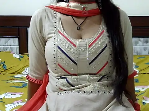 Snapshot of cute_momo_love chatting on February 2026 08:44:02 AM cute momo love online show from February 2026 08:44:02 AM