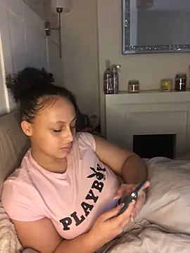 mayawesttt online show from April 2026 02:23:01 PM