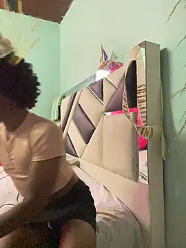 Snapshot of AnelimDagota_ chatting on February 2026 12:13:02 PM AnelimDagota online show from February 2026 12:13:02 PM