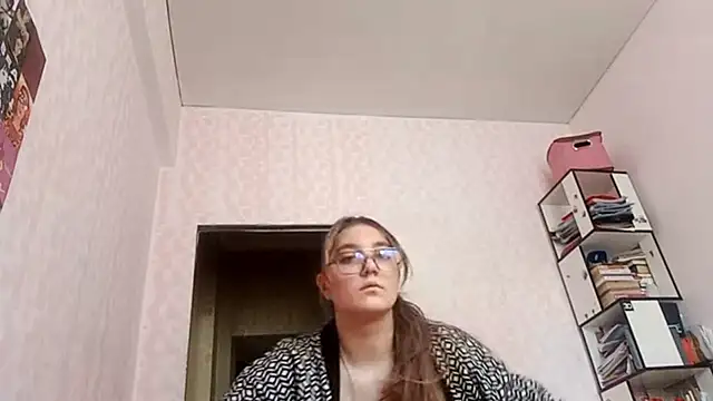 JanineThielman online show from April 2026 09:09:01 AM