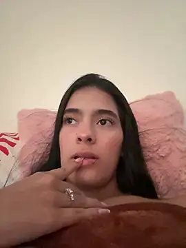 Isaa-queen online show from May 2026 08:26:02 PM