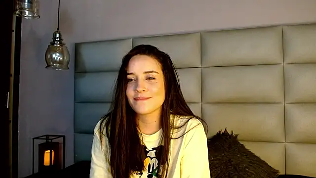 Snapshot of ashley-green- chatting on March 2026 01:23:01 AM ashley-green- online show from March 2026 01:23:01 AM