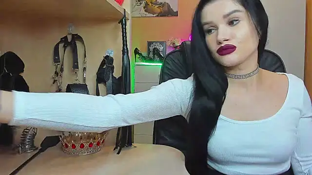 KristiTopxx online show from October 2025 06:32:02 PM