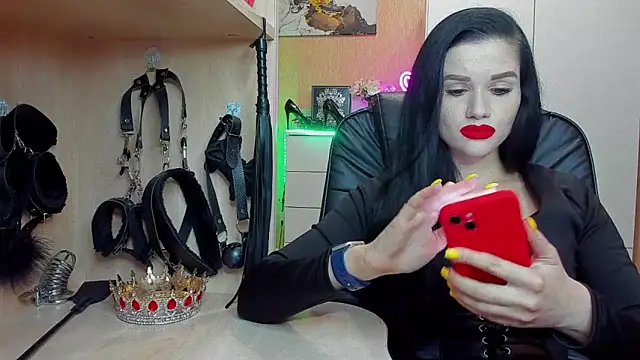 KristiTopxx online show from October 2025 05:51:02 PM