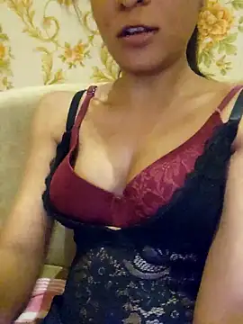 madhu2002sl online show from February 2026 01:52:01 PM