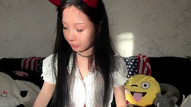 Snapshot of kishagrayone chatting on April 2026 12:42:01 PM kishagrayone online show from April 2026 12:42:01 PM