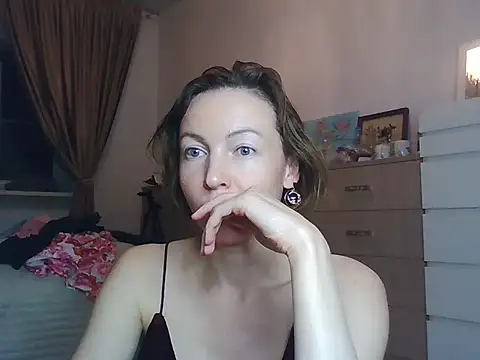 Snapshot of angelicfenix chatting on February 2026 04:05:02 PM angelicfenix online show from February 2026 04:05:02 PM