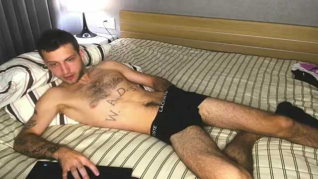 Snapshot of DarkRogue19 chatting on February 2026 05:36:01 PM DarkRogue19 online show from February 2026 05:36:01 PM