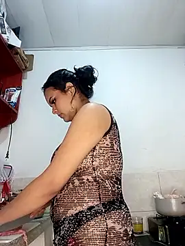 Emily Rouse23 online show from April 2026 01:33:01 AM