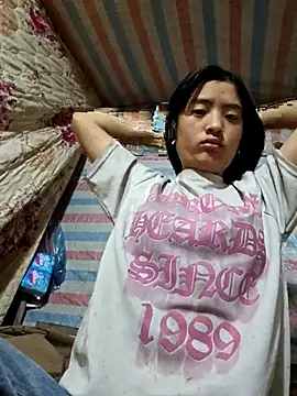 Snapshot of Lala-labu chatting on February 2026 01:05:02 AM Lala-labu online show from February 2026 01:05:02 AM