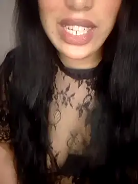 madleen Mm online show from April 2026 07:58:01 PM