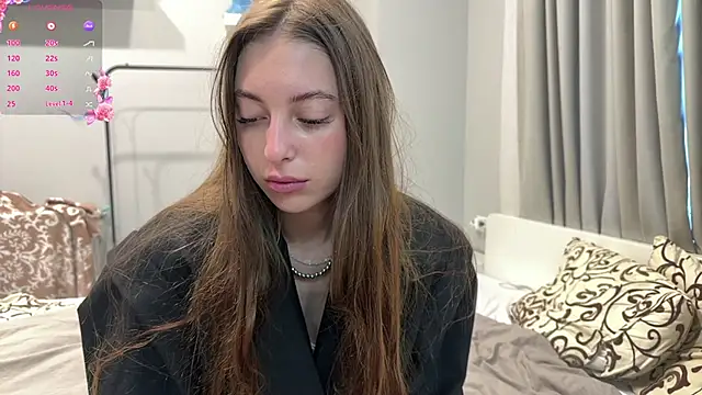 Snapshot of selena_favn chatting on June 2026 02:36:02 AM selena favn online show from June 2026 02:36:02 AM