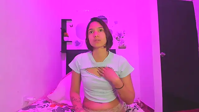 Snapshot of sapphire_brown20 chatting on April 2026 12:24:01 AM sapphire brown20 online show from April 2026 12:24:01 AM