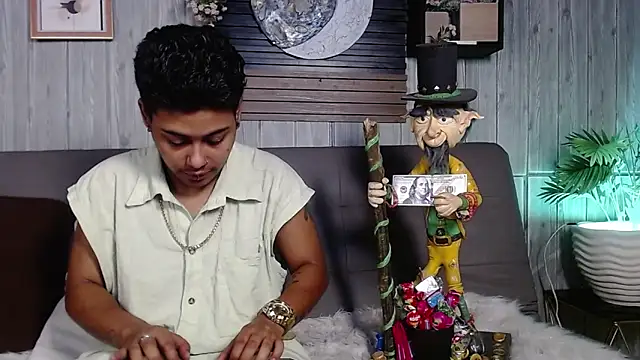 Noha  scott online show from March 2026 01:03:02 PM