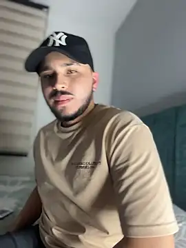 im lea online show from April 2026 12:12:01 AM