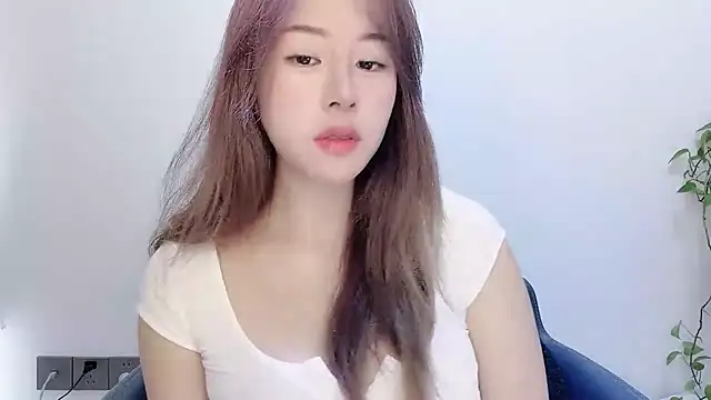 Baixi-01 online show from April 2026 04:06:02 AM