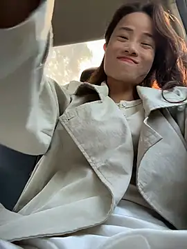 Snapshot of Mia-lp chatting on April 2026 01:38:01 AM Mia-lp online show from April 2026 01:38:01 AM