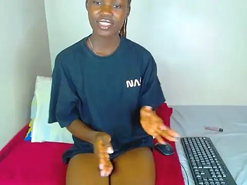 Snapshot of Melanin07 chatting on March 2026 12:33:02 PM Melanin07 online show from March 2026 12:33:02 PM