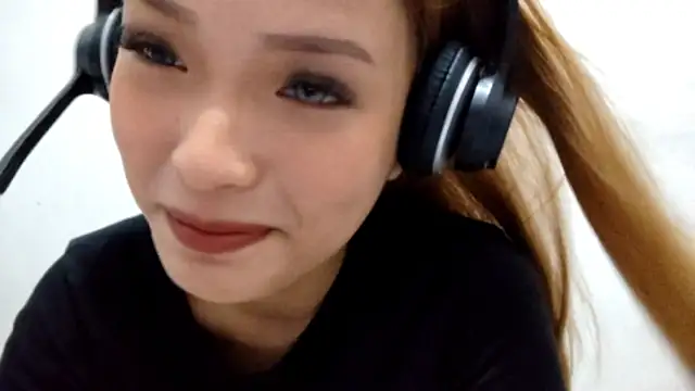 EllieCoconut001 online show from April 2026 10:33:01 AM