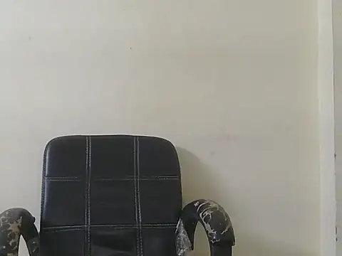 cute yashi online show from April 2026 04:26:02 PM