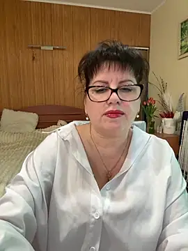 expensive lady online show from April 2026 10:20:02 AM