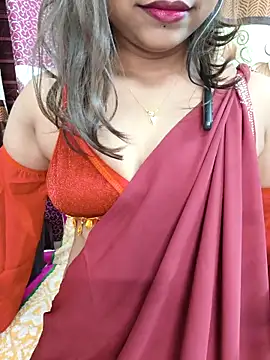 Snapshot of Sweet_Mahii chatting on February 2026 06:20:02 PM Sweet Mahii online show from February 2026 06:20:02 PM