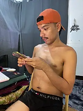 Snapshot of asian_darlingcummersxXx chatting on July 2026 06:47:02 AM asian darlingcummersxXx online show from July 2026 06:47:02 AM