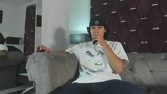 Snapshot of TonyBenedetti chatting on May 2026 08:47:02 PM TonyBenedetti online show from May 2026 08:47:02 PM