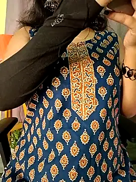 Kritika05 online show from June 2026 07:03:02 PM