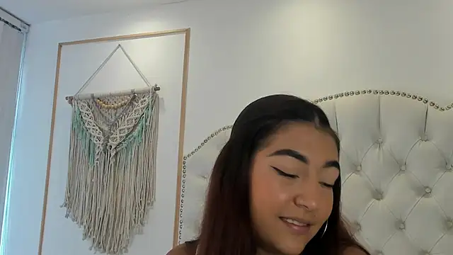 Sara funy online show from March 2026 12:46:01 PM