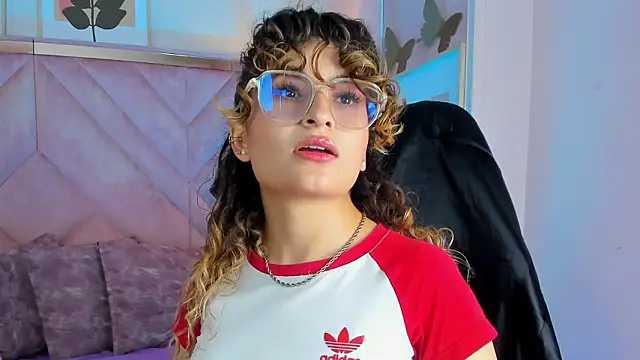 emilyjonesss  online show from March 2026 08:04:01 PM