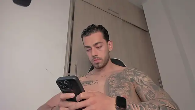 Axel  Blaze online show from March 2026 12:20:01 PM