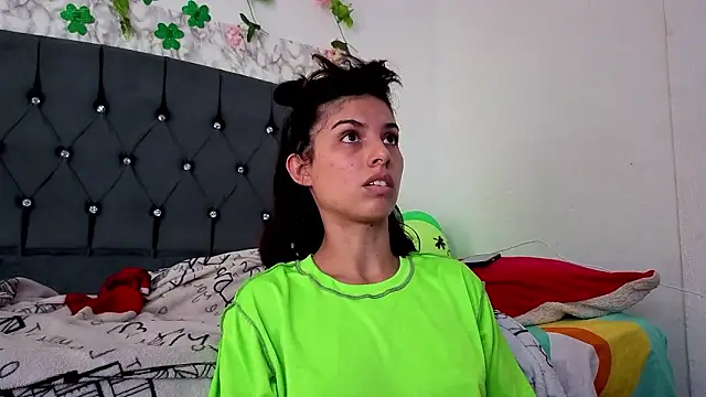 cutninasky online show from March 2026 06:03:02 PM