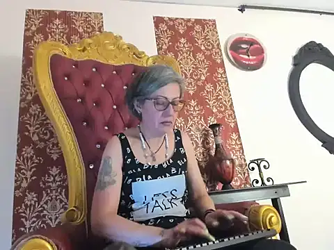 Snapshot of Hades_Lyra chatting on March 2026 02:57:01 PM Hades Lyra online show from March 2026 02:57:01 PM