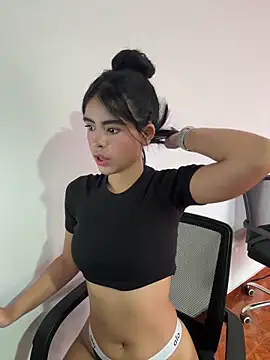 Snapshot of kitty_rousse01 chatting on March 2026 12:23:02 PM kitty rousse01 online show from March 2026 12:23:02 PM