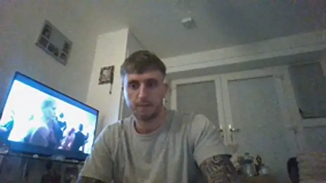 Snapshot of freddie321 chatting on March 2026 09:32:02 PM freddie321 online show from March 2026 09:32:02 PM