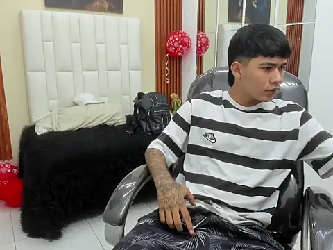 Snapshot of Thiago_collinss chatting on February 2026 11:03:02 PM Thiago collinss online show from February 2026 11:03:02 PM