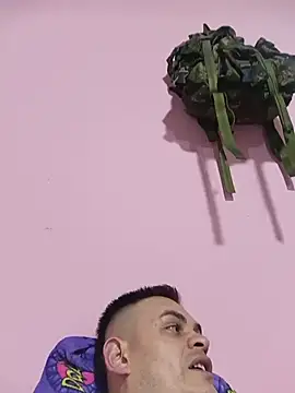 Edwin Q online show from June 2026 03:46:02 AM