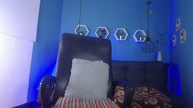 Snapshot of Assly_Love chatting on February 2026 09:30:01 AM Assly Love online show from February 2026 09:30:01 AM