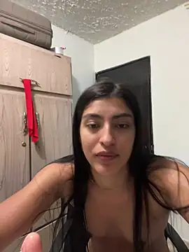 Snapshot of Misty-kat chatting on May 2026 06:09:01 PM Misty-kat online show from May 2026 06:09:01 PM
