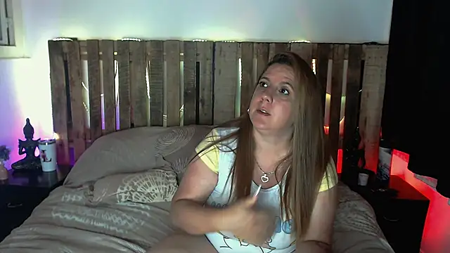 Jessi jones online show from March 2026 03:23:01 AM