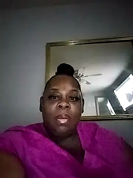 Snapshot of Pinkchocolatebbw chatting on March 2026 05:44:02 AM Pinkchocolatebbw online show from March 2026 05:44:02 AM