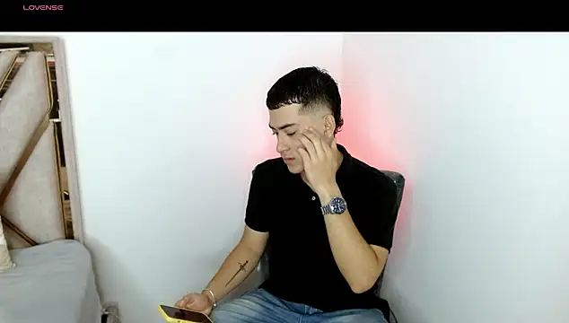 oliver   saint online show from March 2026 08:44:01 PM