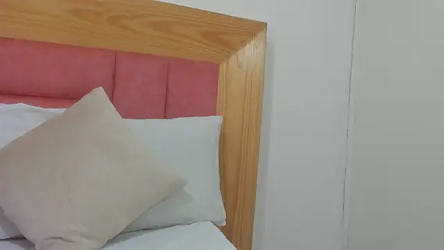 Snapshot of Nikol_Lopez_ chatting on June 2026 03:20:02 AM Nikol Lopez online show from June 2026 03:20:02 AM